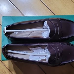 Eastland Women's Classic II Burgandy (brown) 9W shoes new